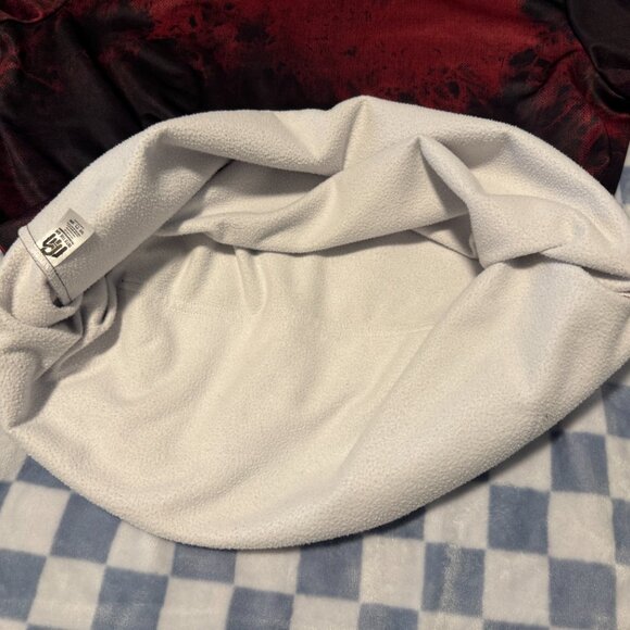 INTO THE AM HOODIE - Picture 3 of 8